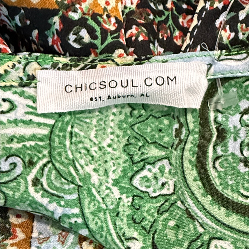 Chic Soul Green Paisley Balloon Sleeves Flowy Blouse SKU1473 - Picture 11 of 12